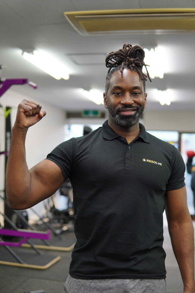 東京に住んでいる黒人モデルさん。強いプロレスラー　CM　映画向け。明るくて、パワフルスポーツ選手、日本語セリフ大丈夫
